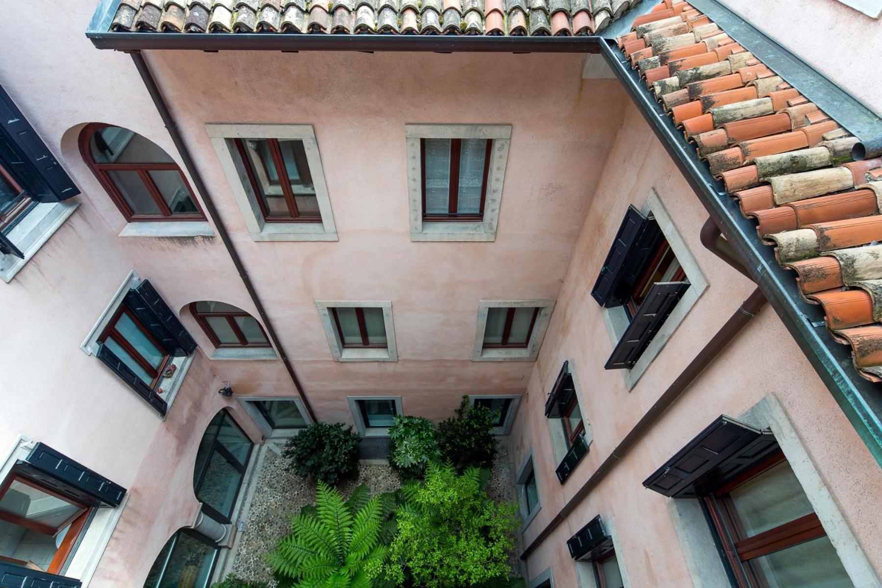 Mercatovecchio Luxury Suites Udine Esterno foto