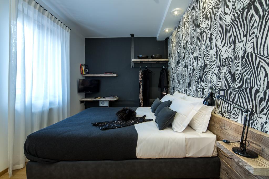 Mercatovecchio Luxury Suites Udine Esterno foto