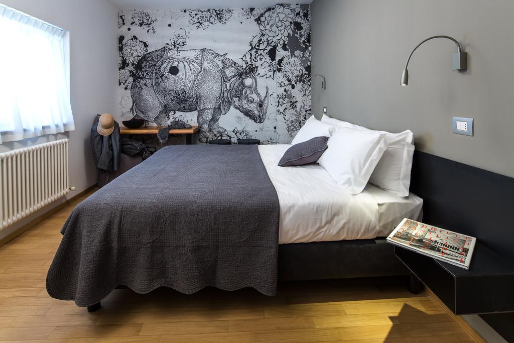 Mercatovecchio Luxury Suites Udine Esterno foto
