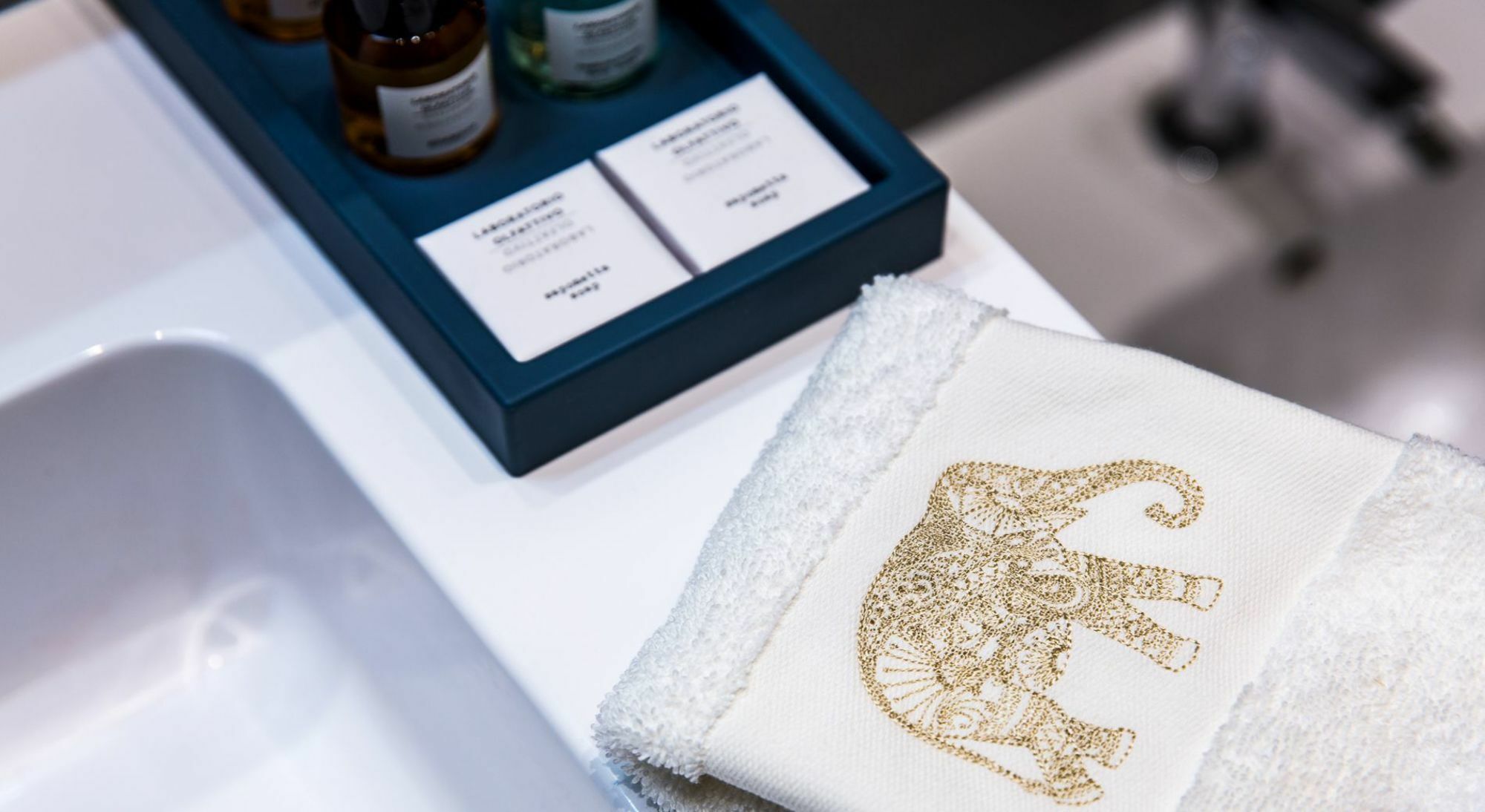 Mercatovecchio Luxury Suites Udine Esterno foto